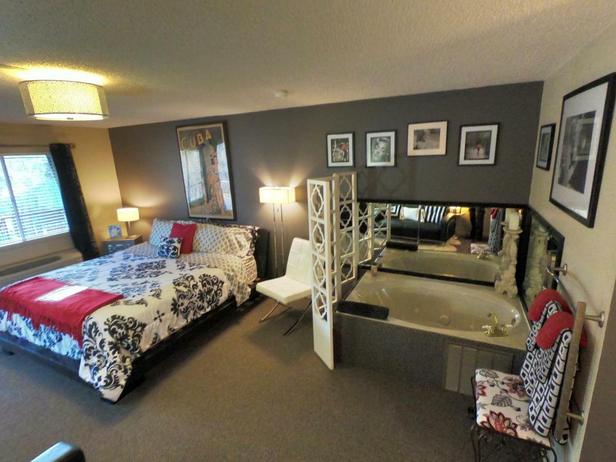 Tradewinds Lodging 유레카 스프링스 외부 사진