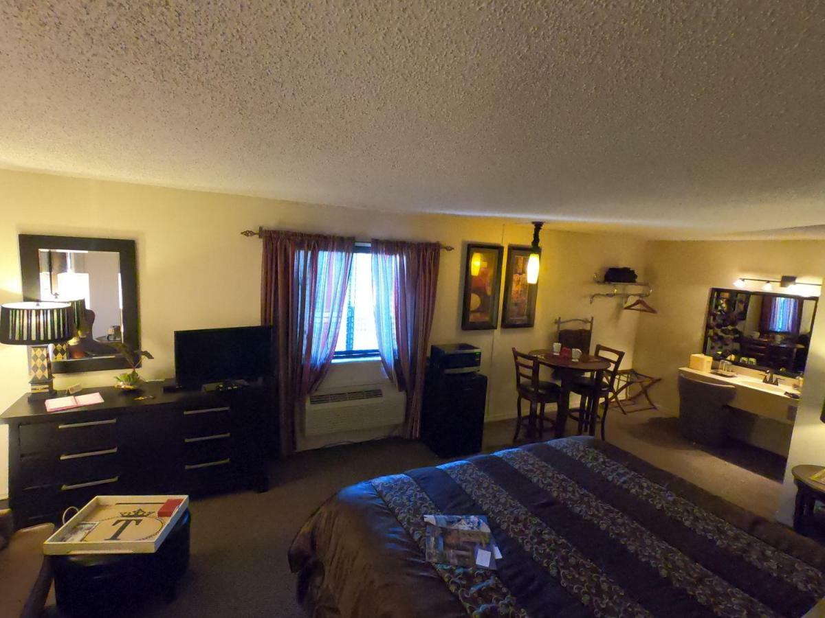 Tradewinds Lodging 유레카 스프링스 외부 사진